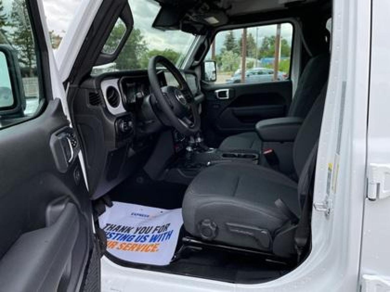 2024 Jeep Gladiator NightHawk #103 Photo4