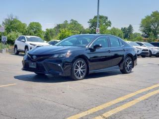 Used 2022 Toyota Camry Hybrid SE Hybrid, Sunroof, Heated Seats, Bluetooth, Rear Camera, Alloy Wheels, Power Seat & More! for sale in Guelph, ON