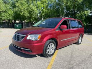 Used 2012 Chrysler Town & Country TOURING for sale in Winnipeg, MB