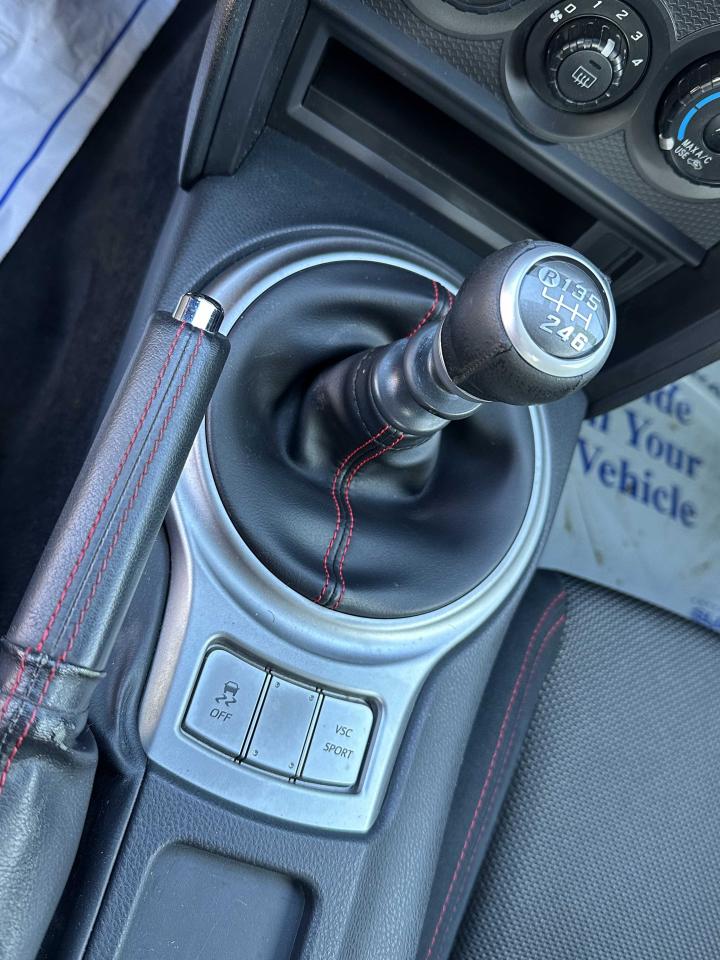 2013 Subaru BRZ 2dr Cpe Man - Photo #16