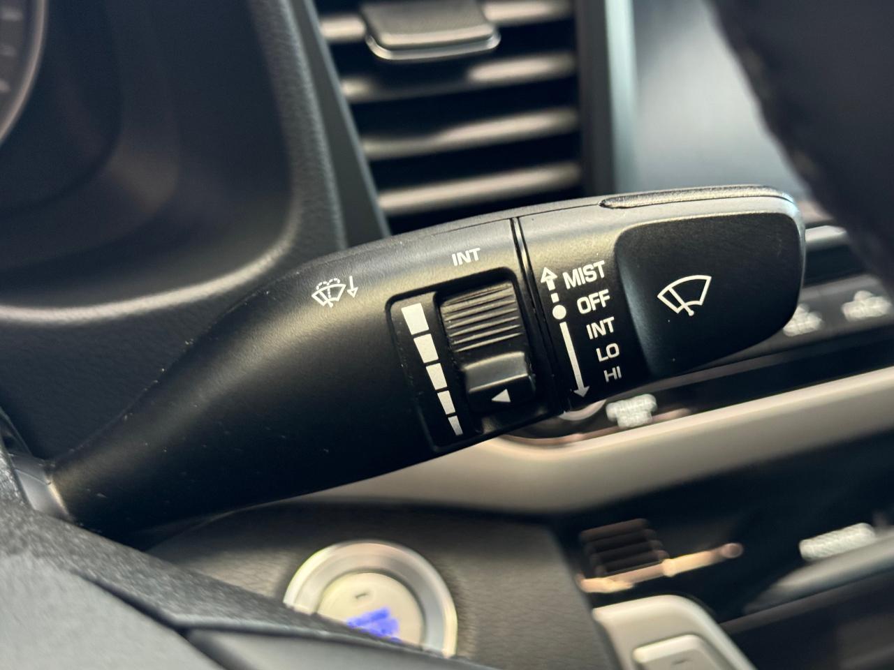 2017 Hyundai Elantra Limited+GPS+Roof+Leather+ApplePlay+CLEAN CARFAX - Photo #48