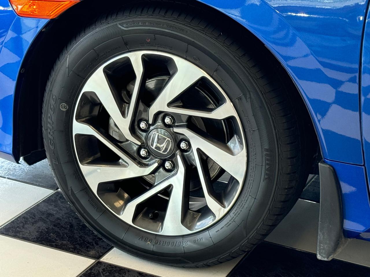 2018 Honda Civic LX+New Tires+ApplePlay+Camera+Tinted+CLEAN CARFAX - Photo #40