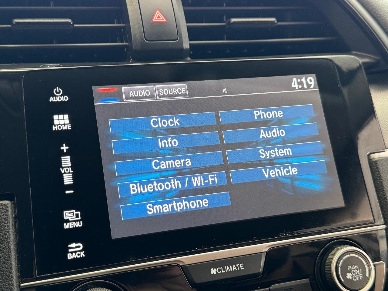 2018 Honda Civic LX+New Tires+ApplePlay+Camera+Tinted+CLEAN CARFAX - Photo #30