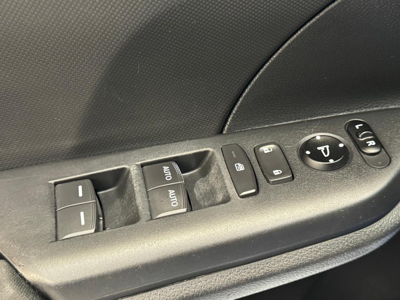 2018 Honda Civic LX+New Tires+ApplePlay+Camera+Tinted+CLEAN CARFAX - Photo #39