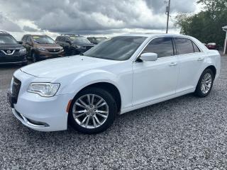 Used 2016 Chrysler 300 LIMITED RWD for sale in Dunnville, ON