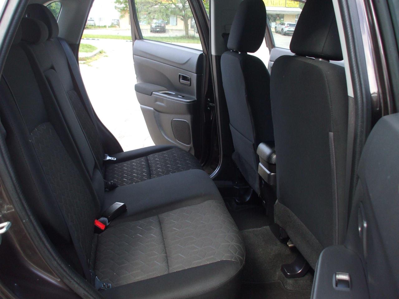 2021 Mitsubishi RVR ES,AWD,Bluetooth,Backup Camera,Certified,Key Less - Photo #17