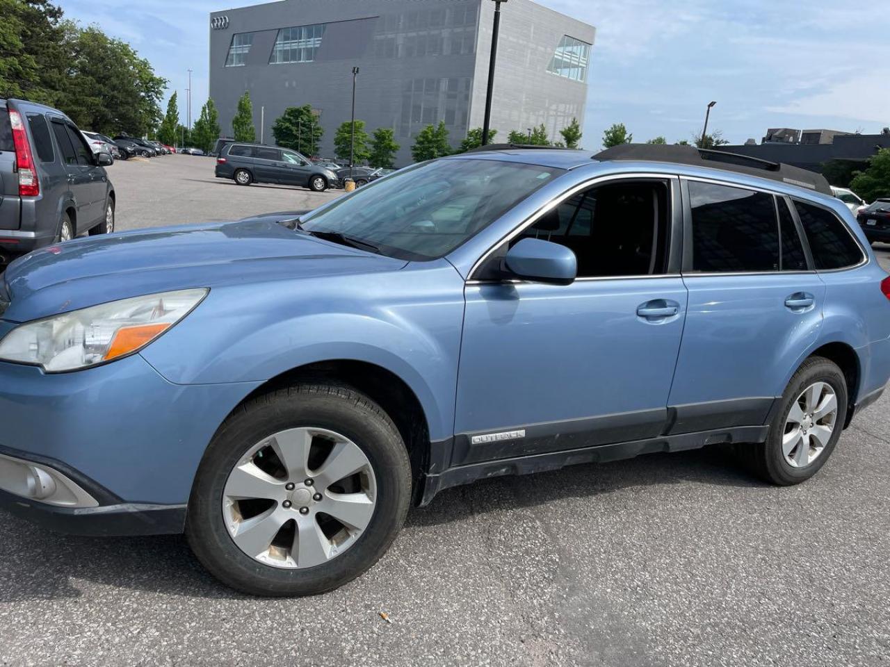 2011 Subaru Outback 4dr Wgn H4 Auto 2.5i Prem Clean CarFax Trades OK! - Photo #6