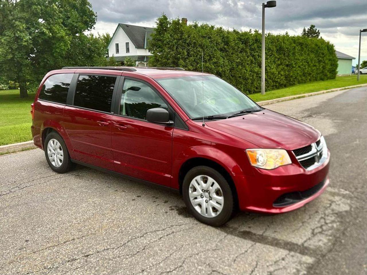 2014 Dodge Grand Caravan SXT - Safety Certified - Photo #1