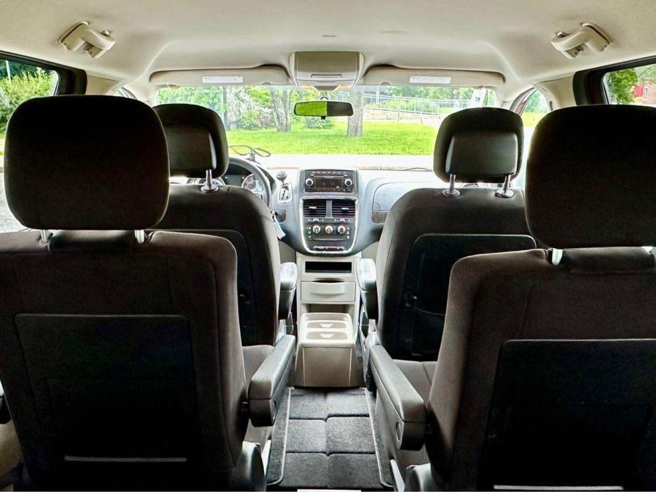 2014 Dodge Grand Caravan SXT - Safety Certified - Photo #9
