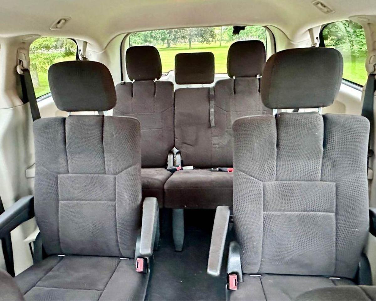 2014 Dodge Grand Caravan SXT - Safety Certified - Photo #11