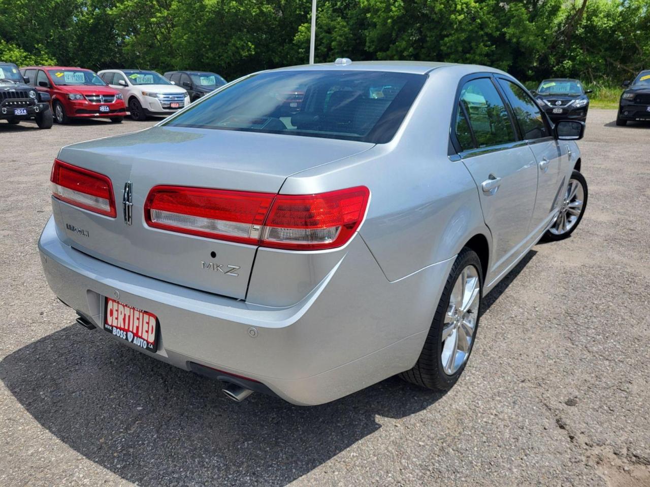 2012 Lincoln MKZ FWD Photo4