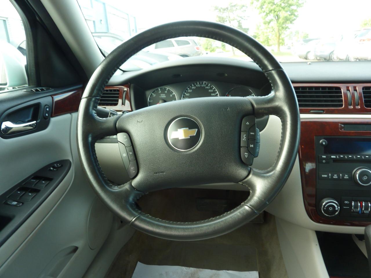 2010 Chevrolet Impala LT - Photo #13