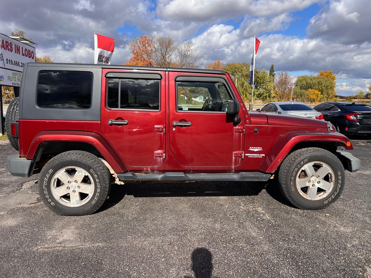 2009 Jeep Wrangler 4WD 4DR SAHARA Photo2