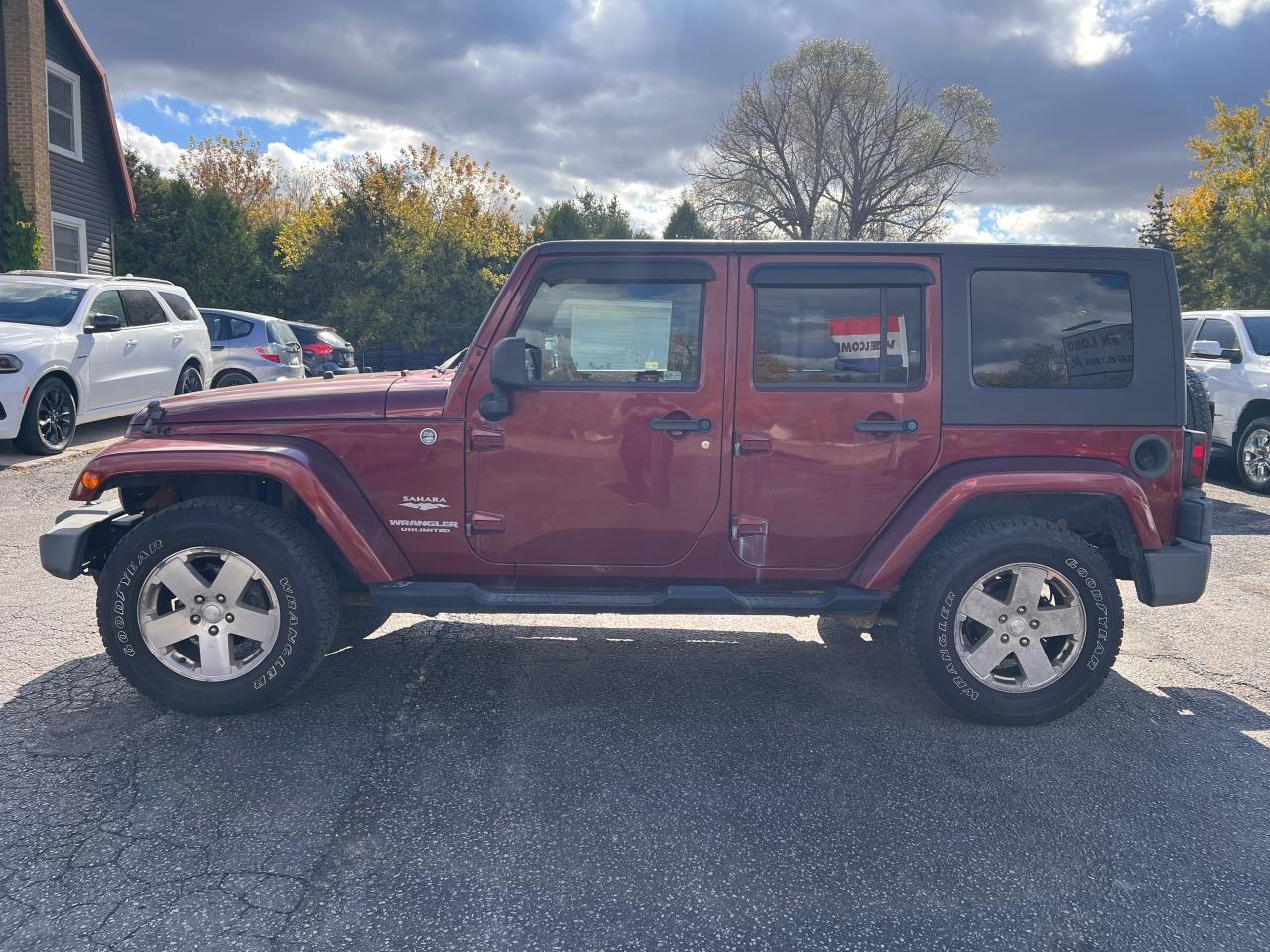 2009 Jeep Wrangler 4WD 4DR SAHARA Photo6