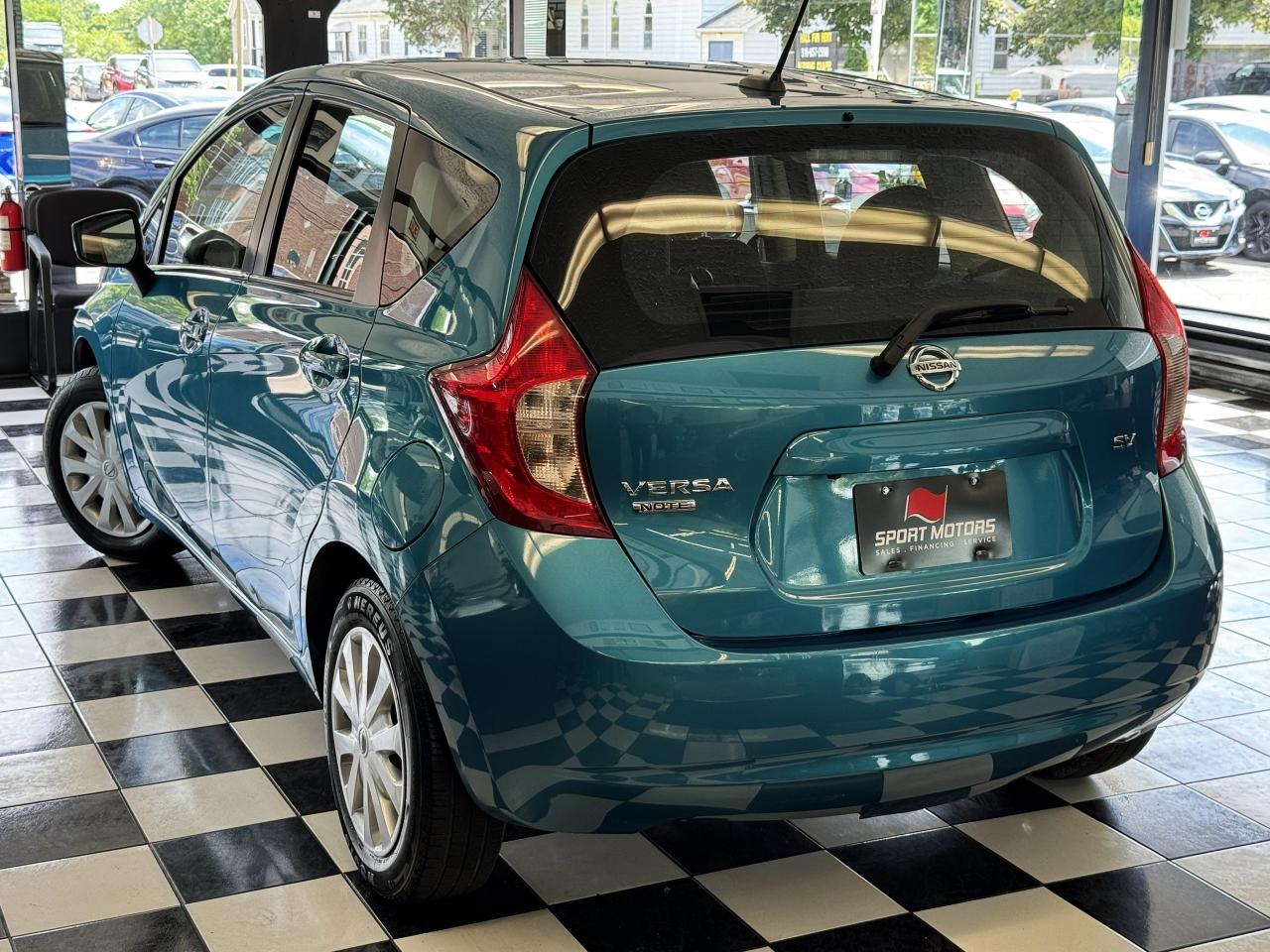 2016 Nissan Versa Note SV+Camera+A/C+Keyless Entry+CLEAN CARFAX - Photo #14