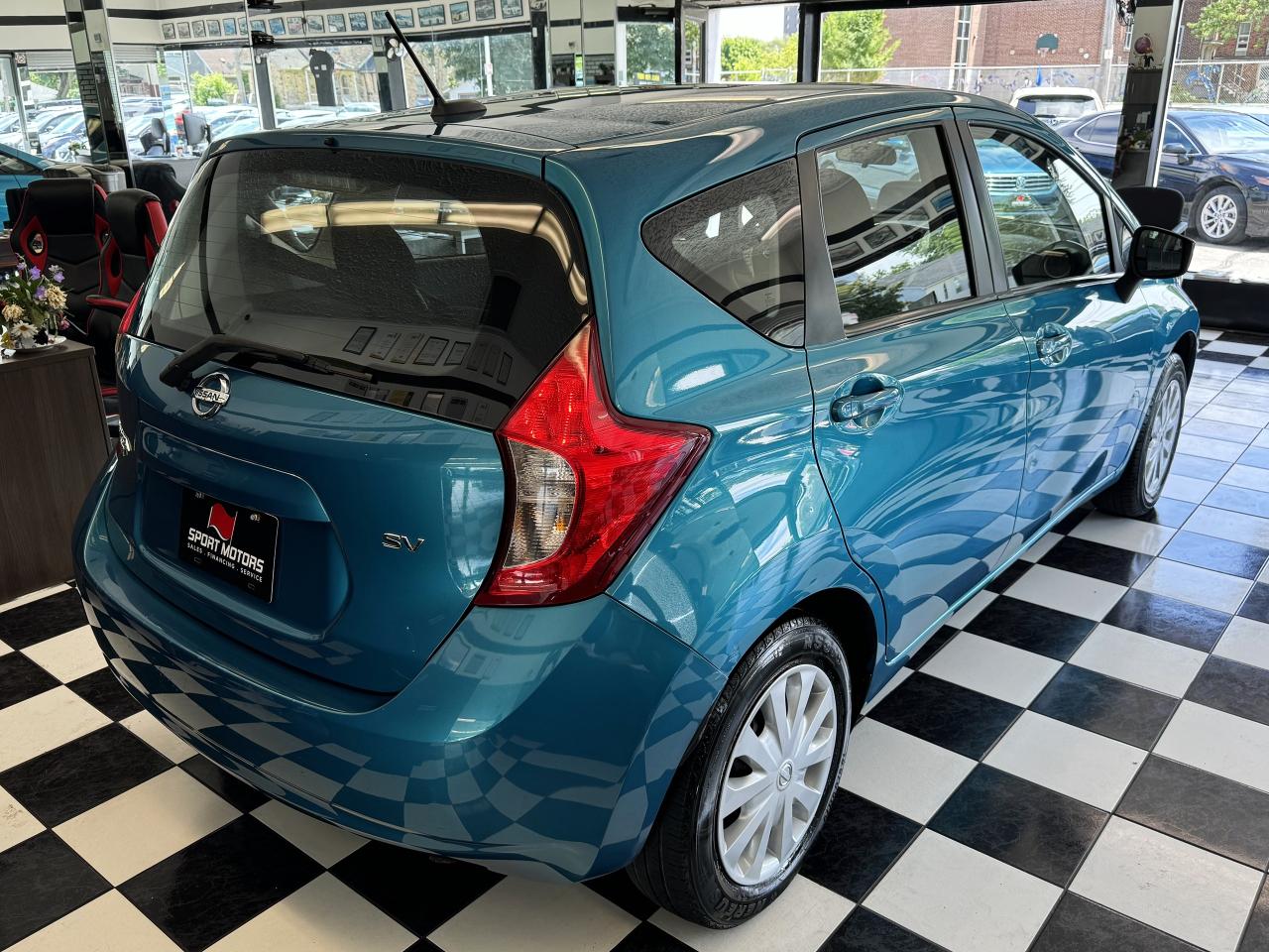 2016 Nissan Versa Note SV+Camera+A/C+Keyless Entry+CLEAN CARFAX - Photo #4