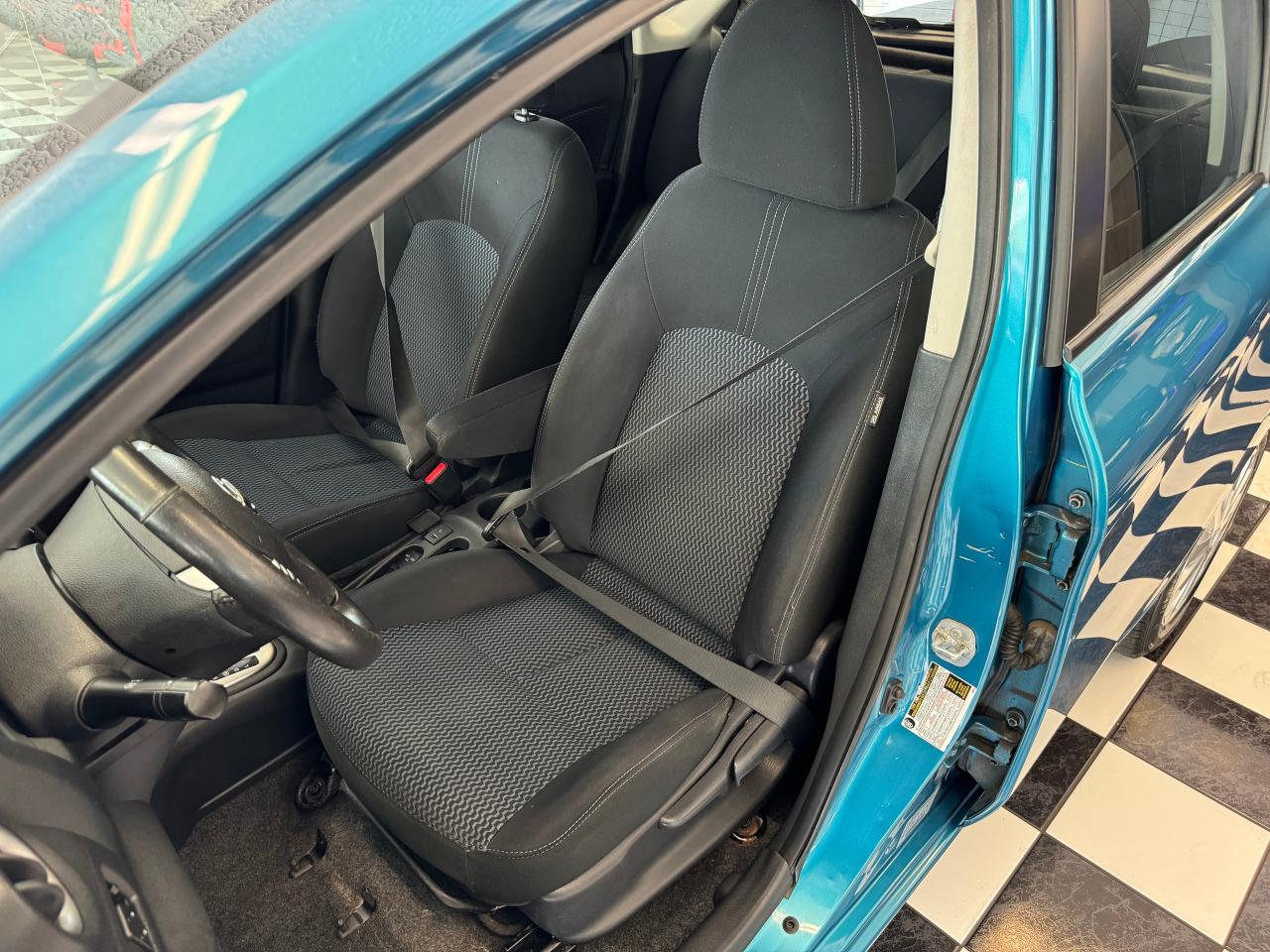 2016 Nissan Versa Note SV+Camera+A/C+Keyless Entry+CLEAN CARFAX - Photo #20