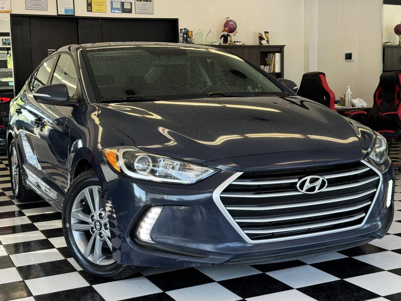 2017 Hyundai Elantra GL+New Tires+Brakes+Apple Play+Camera+CLEAN CARFAX - Photo #16