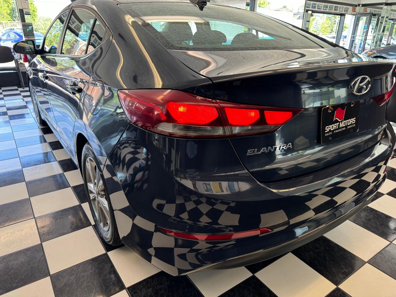 2017 Hyundai Elantra GL+New Tires+Brakes+Apple Play+Camera+CLEAN CARFAX - Photo #38