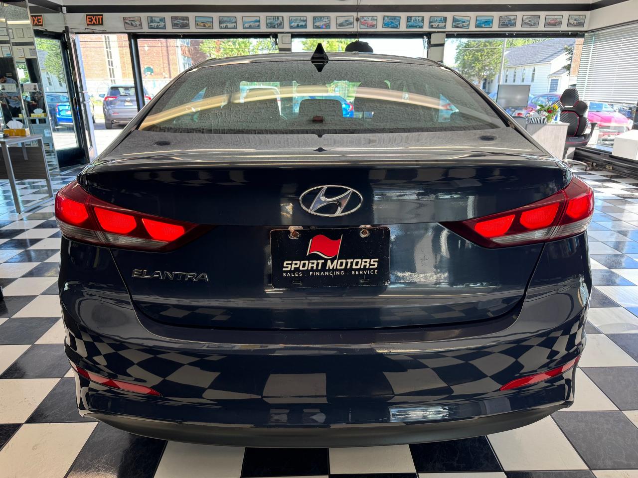 2017 Hyundai Elantra GL+New Tires+Brakes+Apple Play+Camera+CLEAN CARFAX - Photo #3