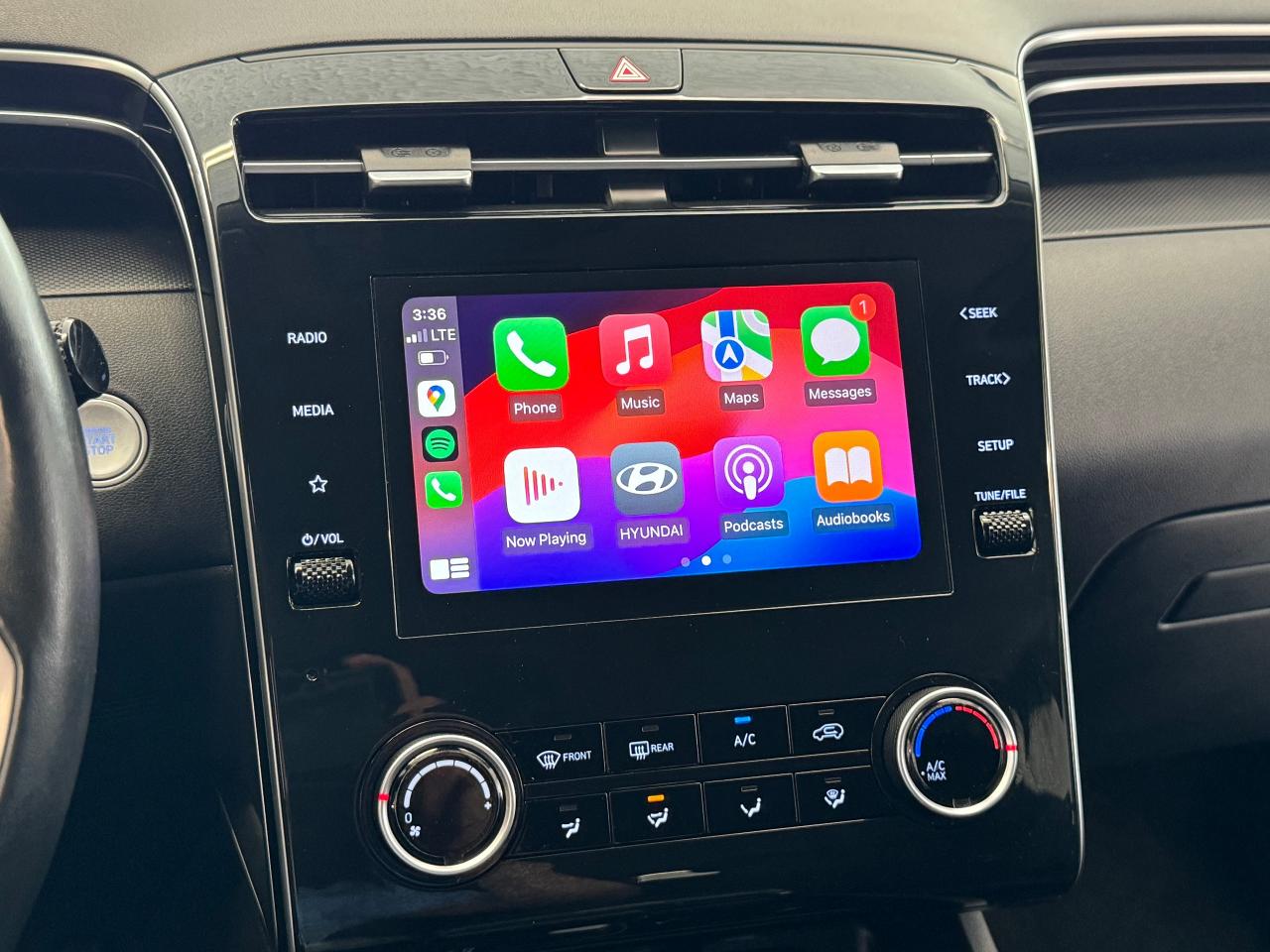 2022 Hyundai Tucson PREFERRED AWD+ADAPTIVECRUISE+LANEKEEP+CLEANCARFAX - Photo #10