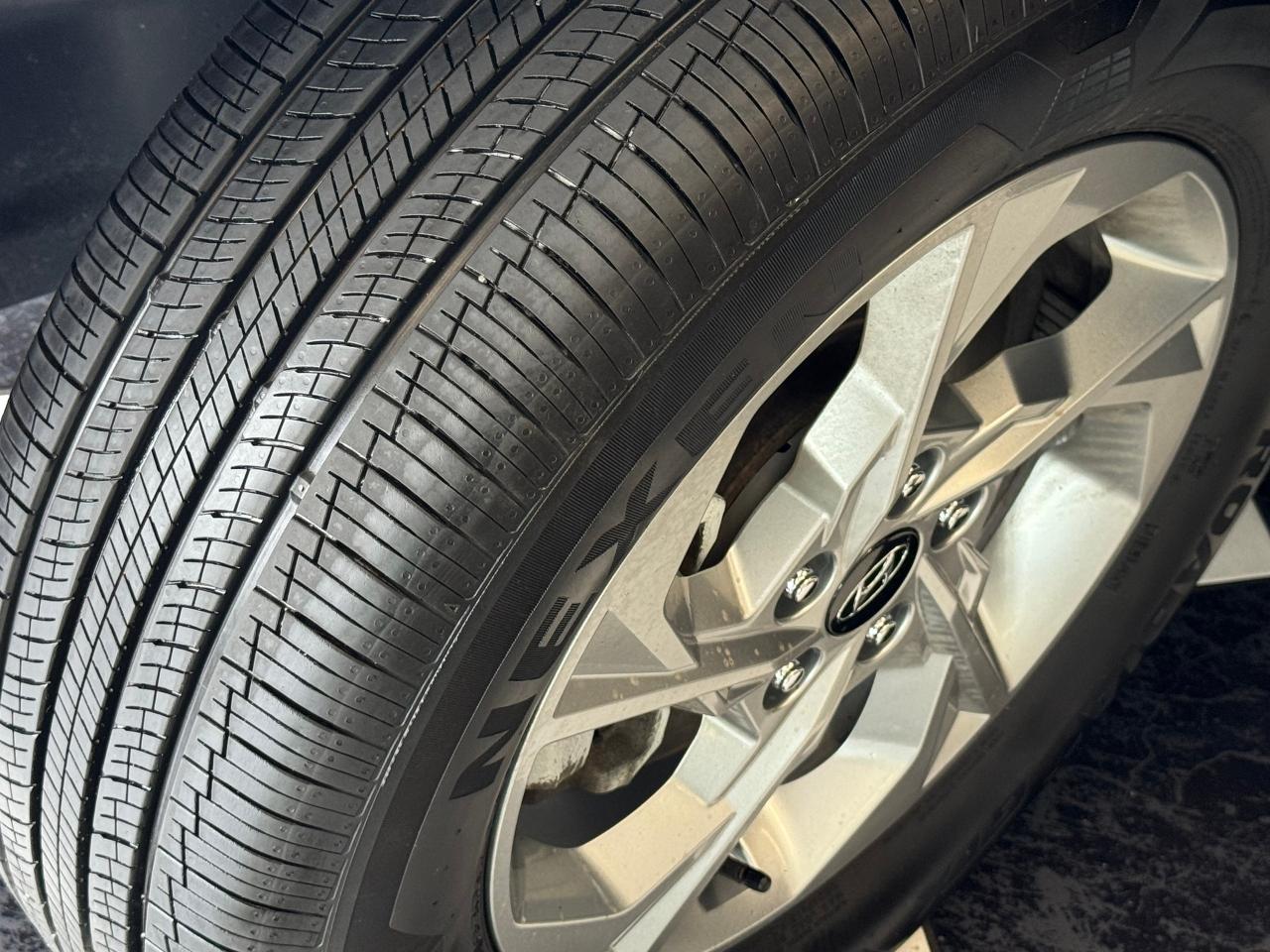2022 Hyundai Tucson PREFERRED AWD+ADAPTIVECRUISE+LANEKEEP+CLEANCARFAX - Photo #13