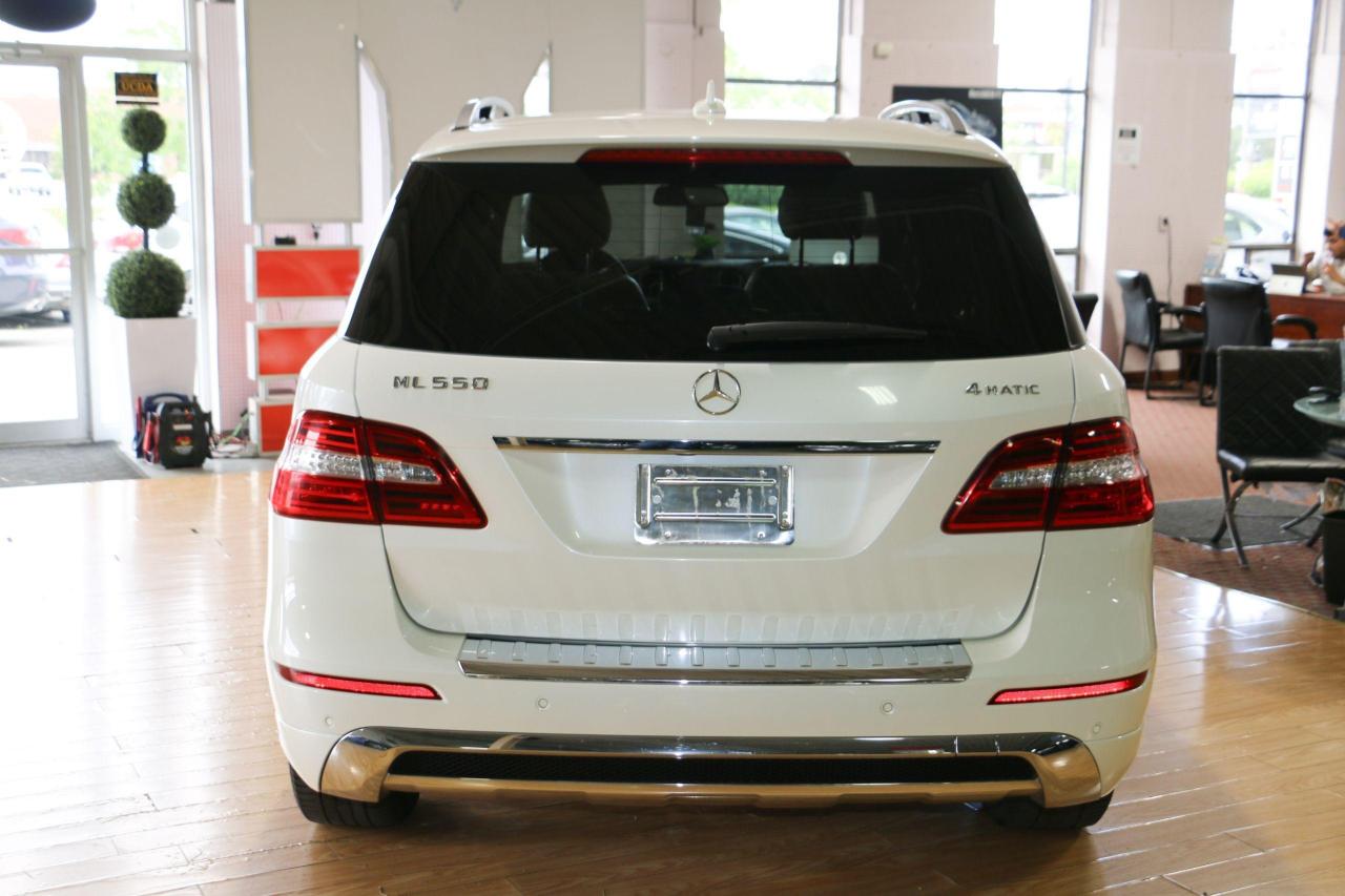 2014 Mercedes-Benz M-Class ML550 4MATIC - AMG|PANO|NAVI|360CAM|BLINDSPOT - Photo #4