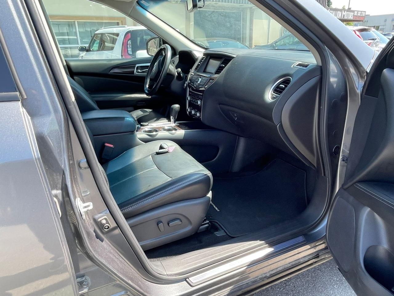2016 Nissan Pathfinder 4WD 4dr SL LEATHER NO ACCIDENT R-START BLIND SPOT - Photo #33