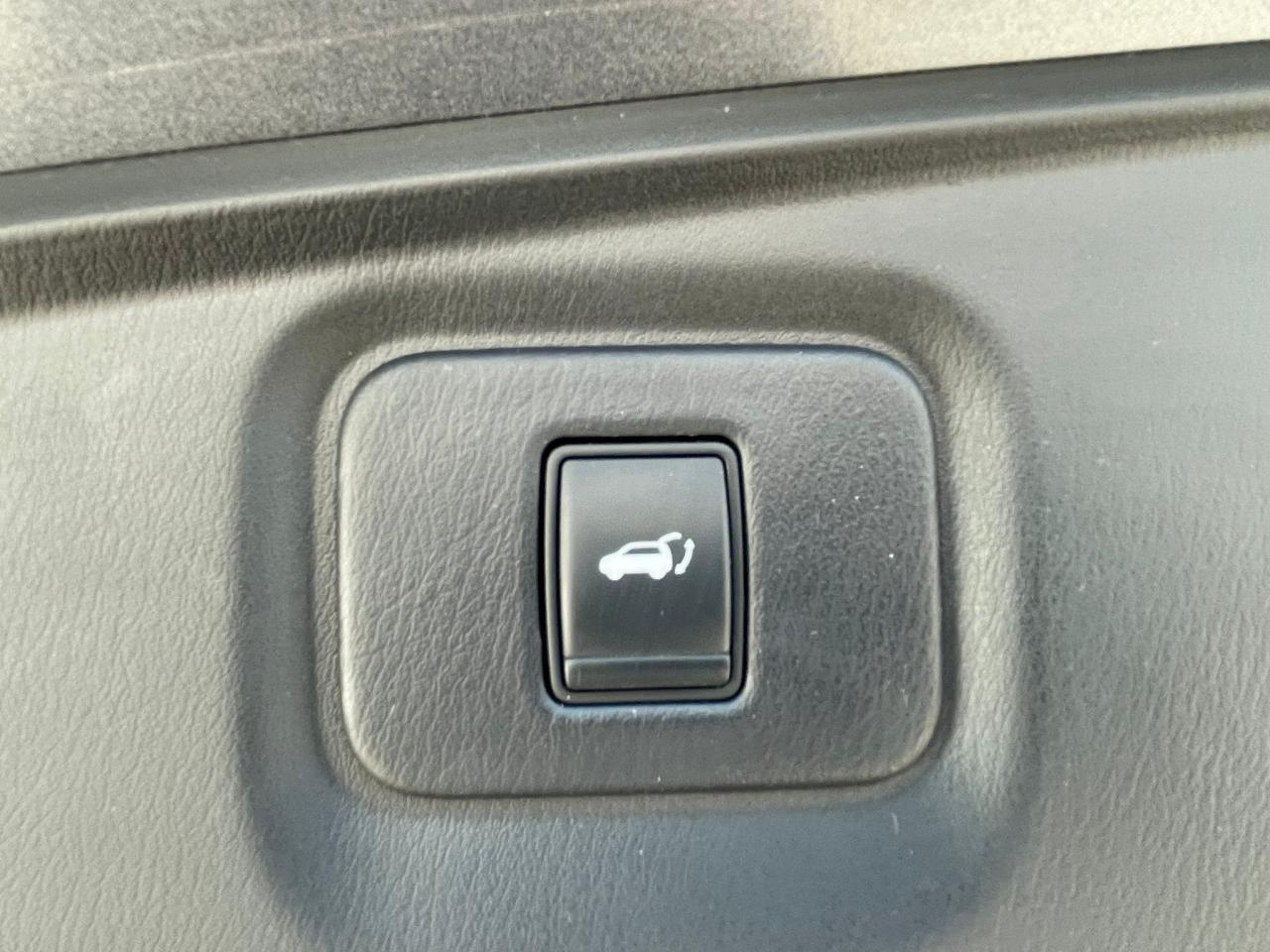2016 Nissan Pathfinder 4WD 4dr SL LEATHER NO ACCIDENT R-START BLIND SPOT - Photo #29