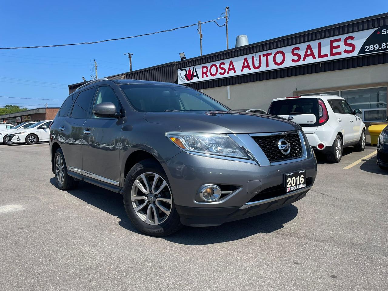 2016 Nissan Pathfinder 4WD 4dr SL LEATHER NO ACCIDENT R-START BLIND SPOT - Photo #1