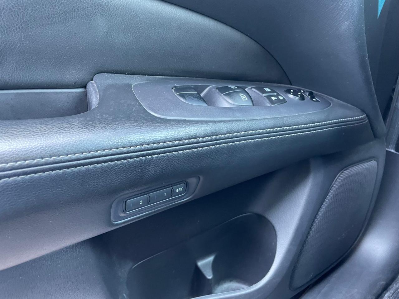 2016 Nissan Pathfinder 4WD 4dr SL LEATHER NO ACCIDENT R-START BLIND SPOT - Photo #13