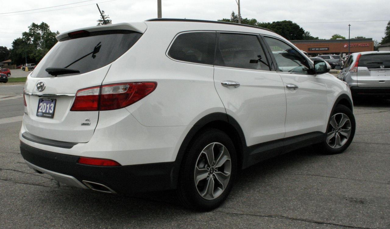 2013 Hyundai Santa Fe AWD 4DR 3.3L AUTO XL LUXURY - Photo #12