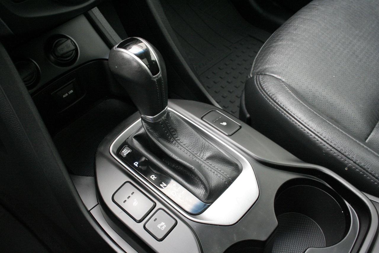 2013 Hyundai Santa Fe AWD 4DR 3.3L AUTO XL LUXURY - Photo #32