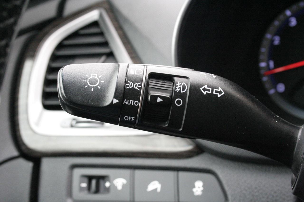 2013 Hyundai Santa Fe AWD 4DR 3.3L AUTO XL LUXURY - Photo #36