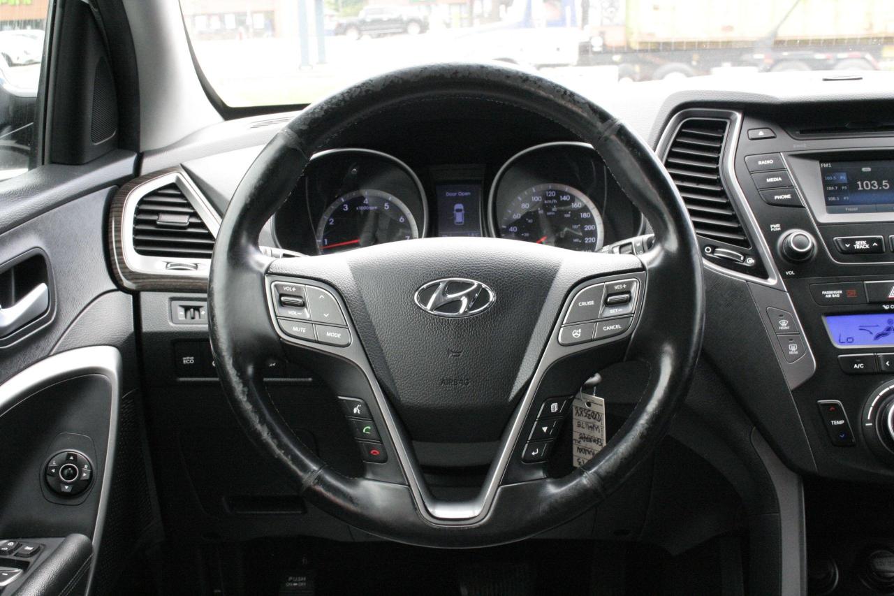 2013 Hyundai Santa Fe AWD 4DR 3.3L AUTO XL LUXURY - Photo #38