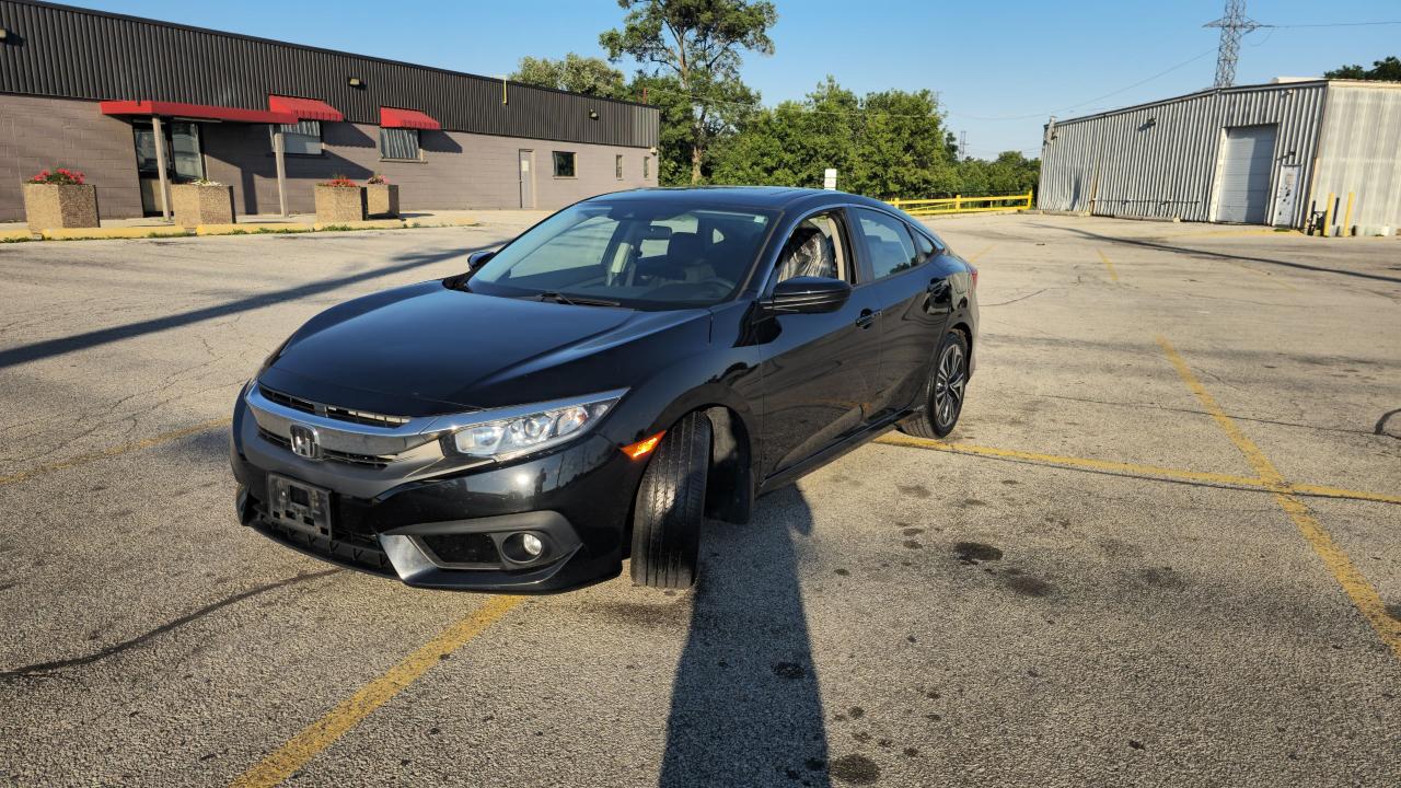 2018 Honda Civic EX-T - Photo #2