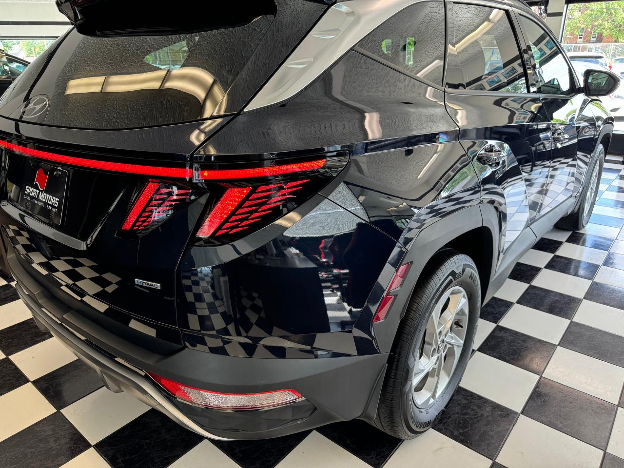 2022 Hyundai Tucson Preferred AWD w/Trend PKG+Roof+Leather+CLEANCARFAX - Photo #44