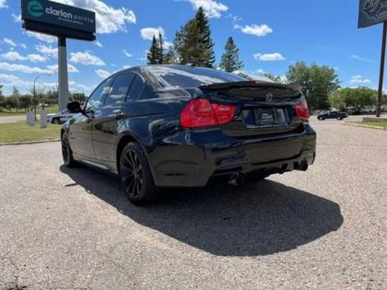 2011 BMW 3 Series Mechanics Special #204 Photo3