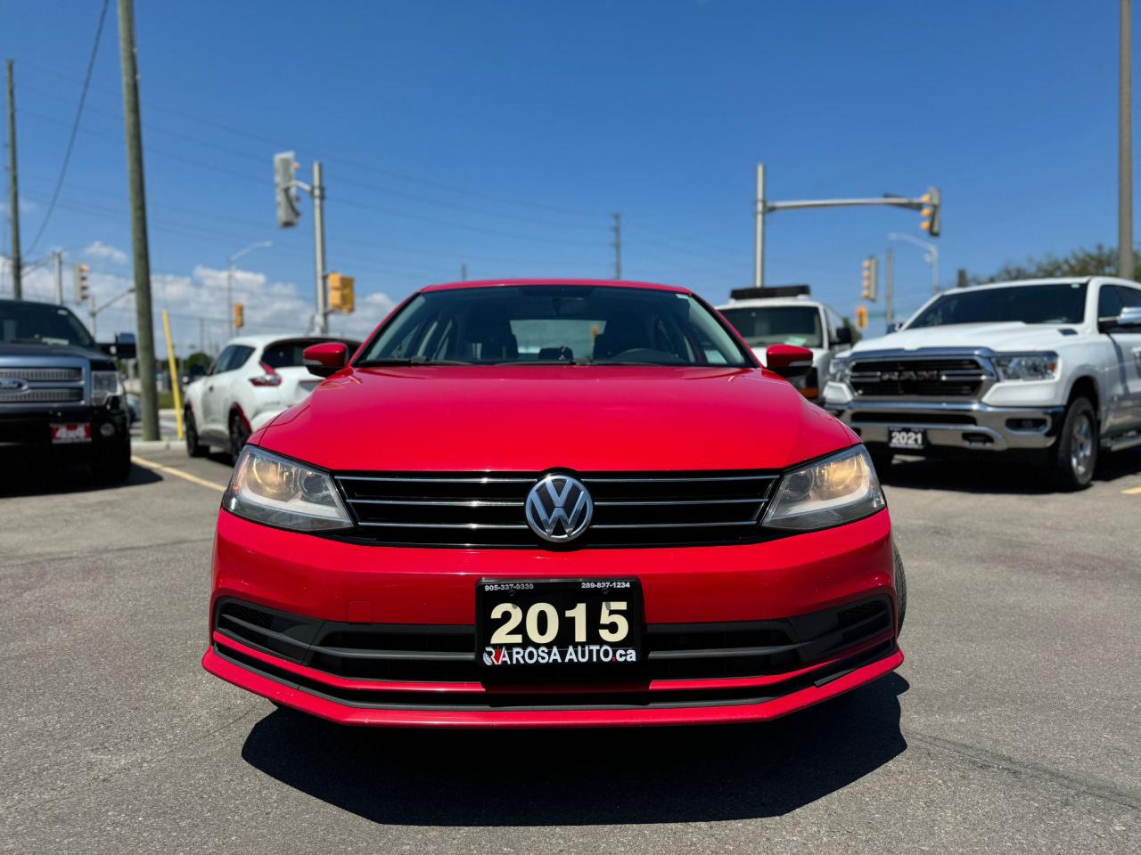 2015 Volkswagen Jetta AUTO, NO ACCIDENT, BLUETOOTH, KEYLESS ENTRY - Photo #2