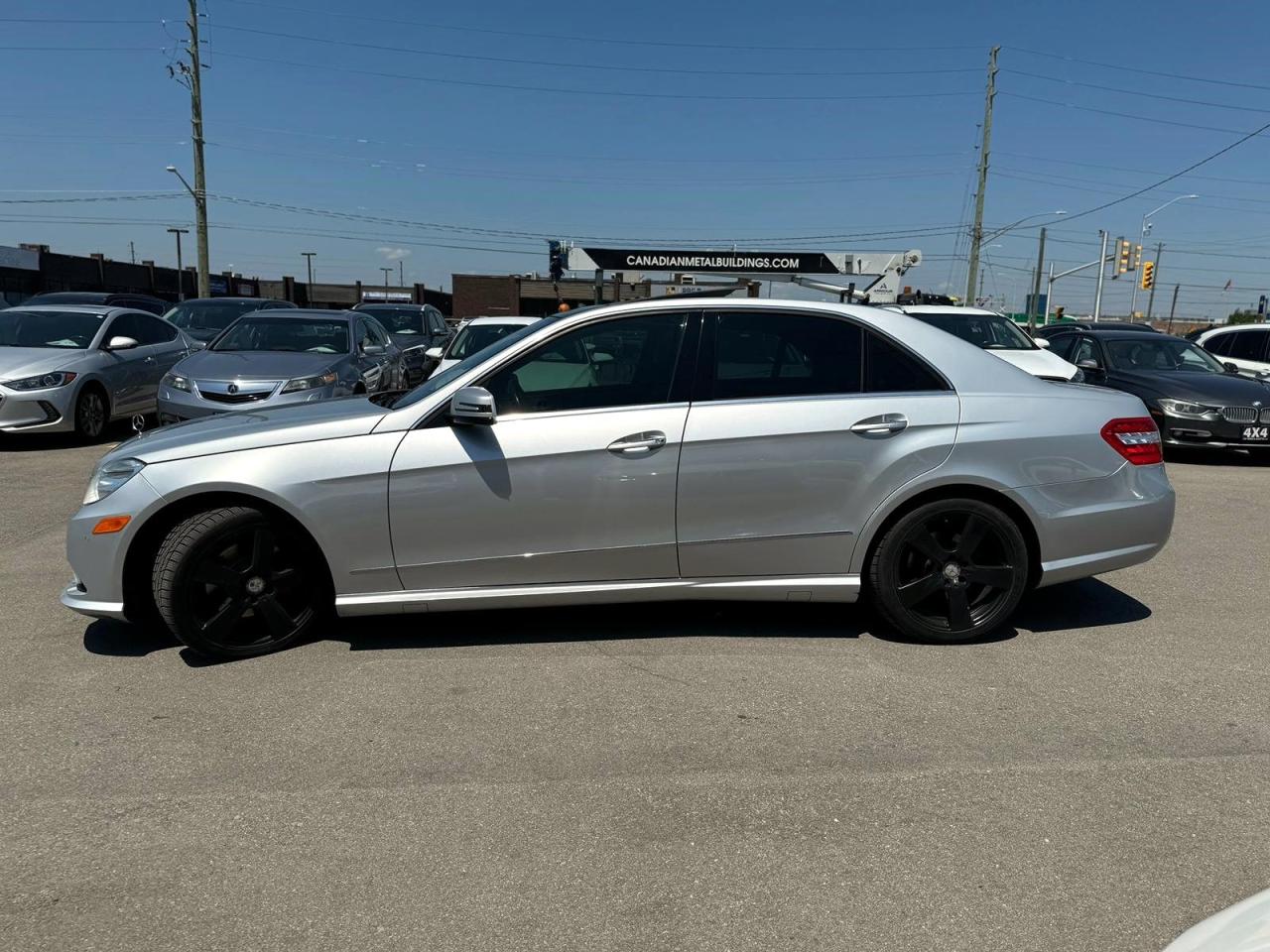 2011 Mercedes-Benz E-Class 4MATIC NO ACCIDENT BLINDSPOT NAVIGATION LANEKEEP Photo3