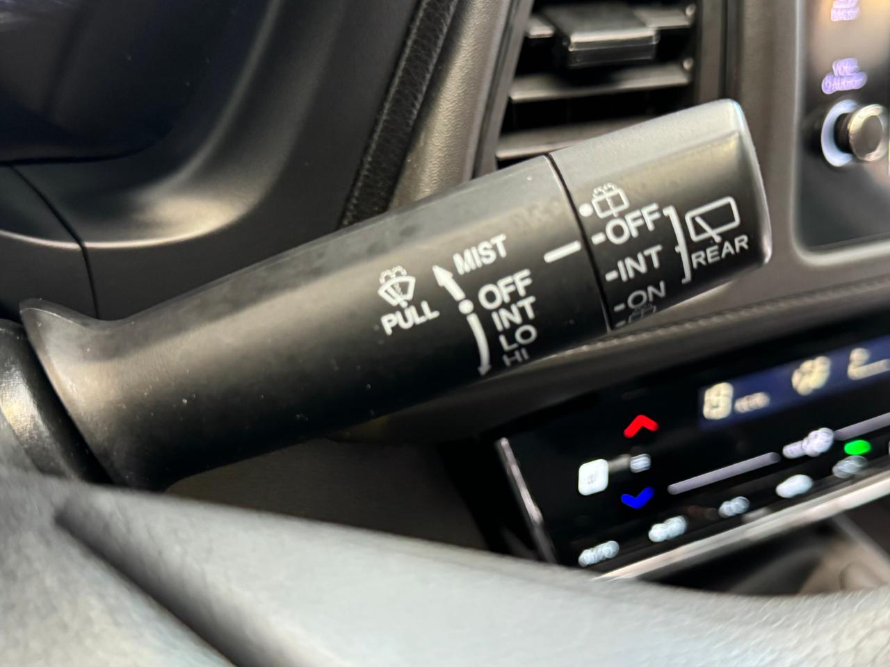 2019 Honda HR-V LX+New Brakes+Adaptive Cruise+LaneKeep+CleanCarfax - Photo #49