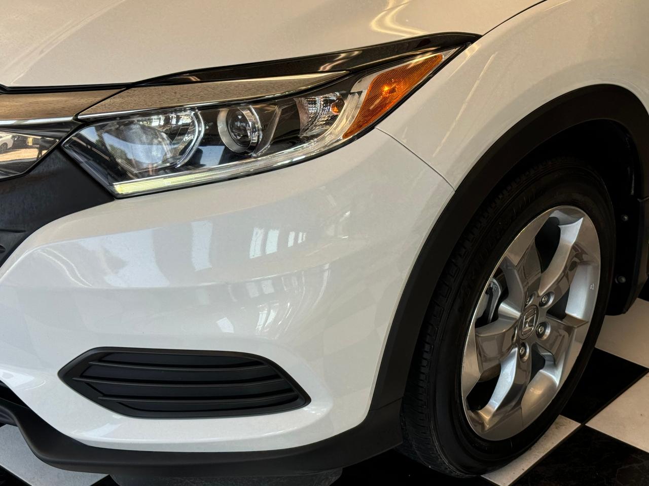 2019 Honda HR-V LX+New Brakes+Adaptive Cruise+LaneKeep+CleanCarfax - Photo #40