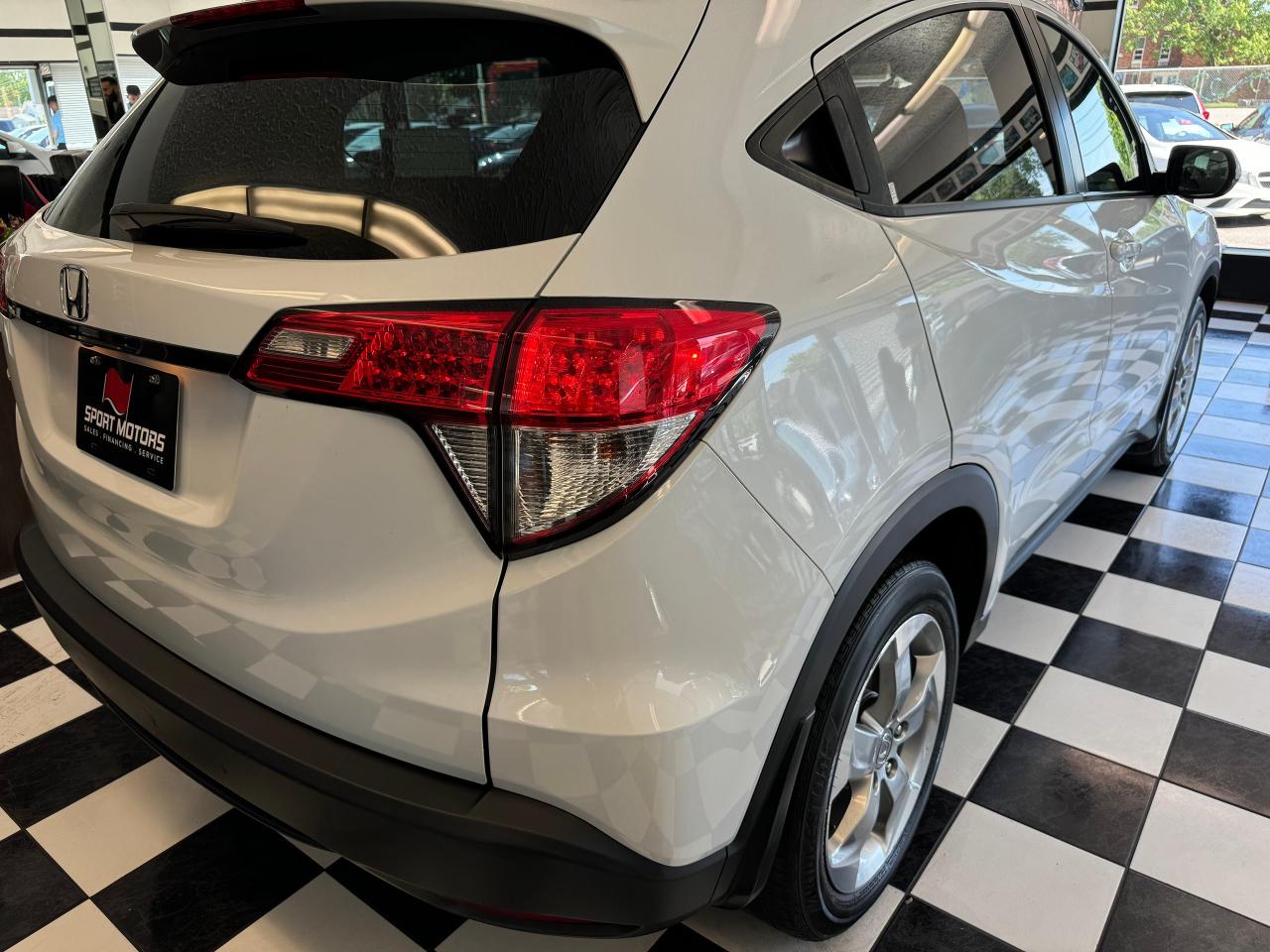 2019 Honda HR-V LX+New Brakes+Adaptive Cruise+LaneKeep+CleanCarfax - Photo #42