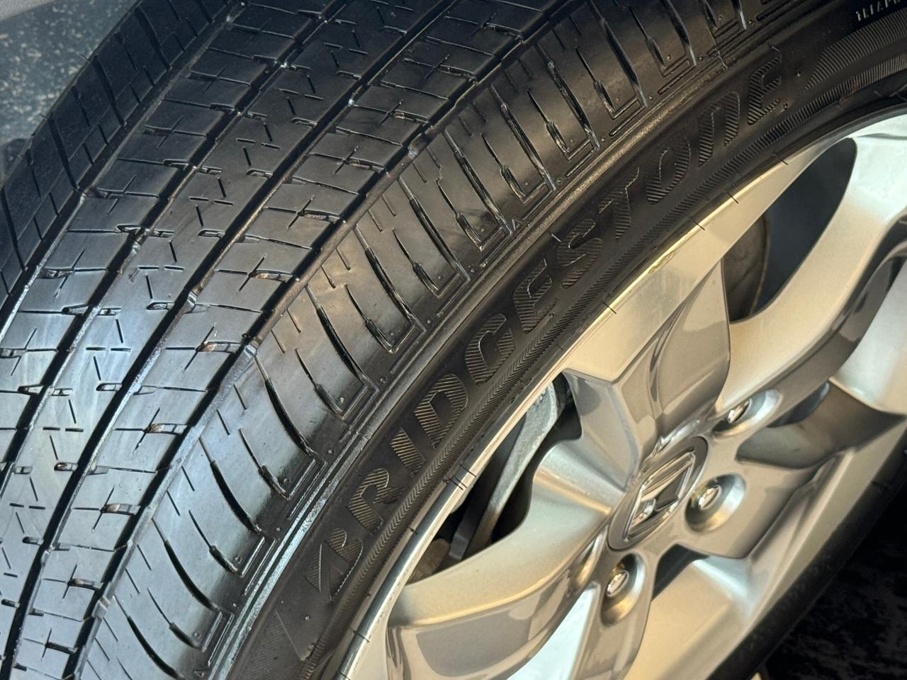 2019 Honda HR-V LX+New Brakes+Adaptive Cruise+LaneKeep+CleanCarfax - Photo #13