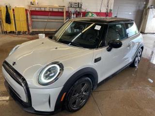 Used 2022 MINI Cooper  for sale in Innisfil, ON