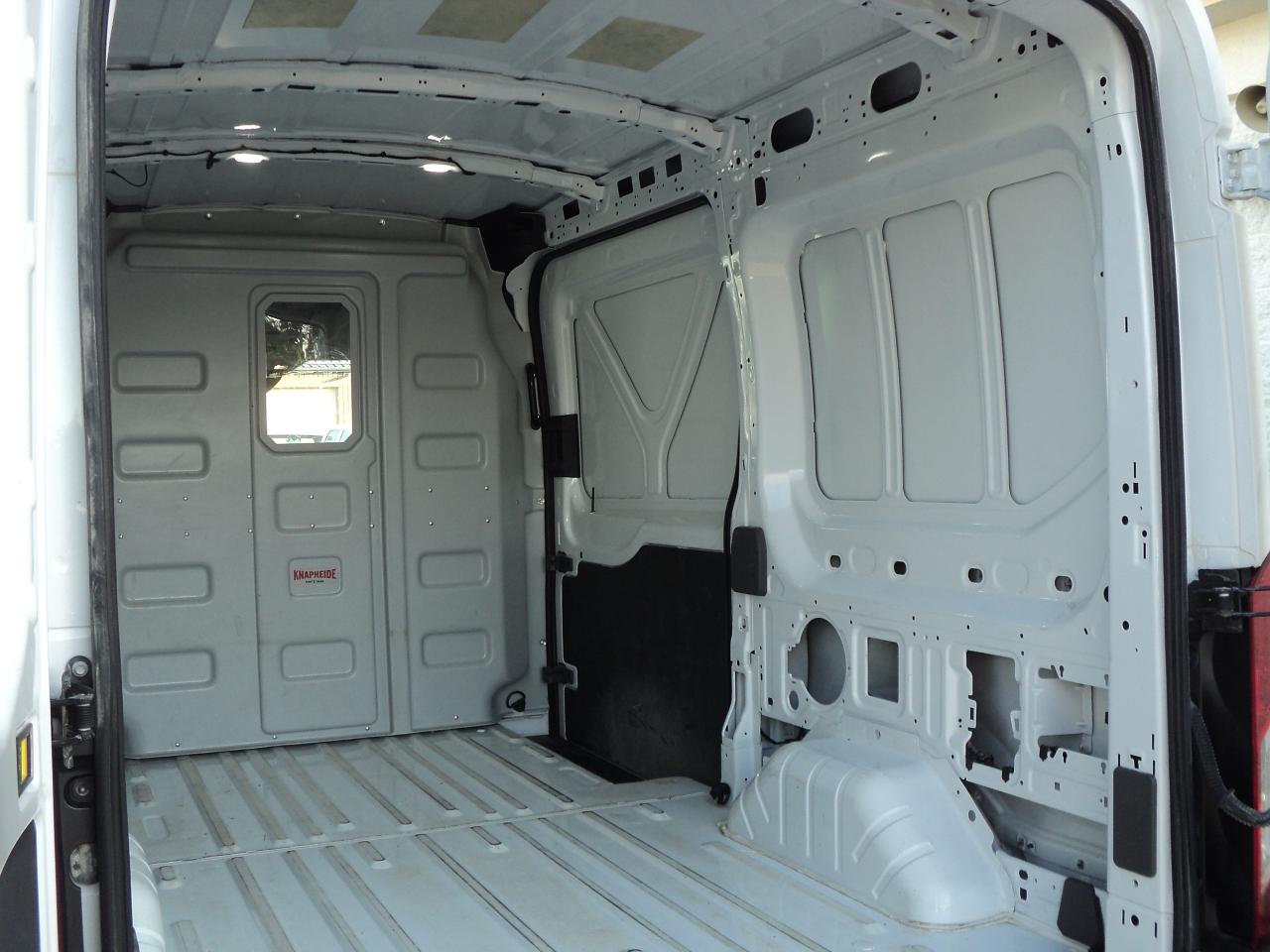 2022 Ford Transit T-250 CargoVan130"WB Med Roof3.5L6cyl 9070GVWR RWD - Photo #25