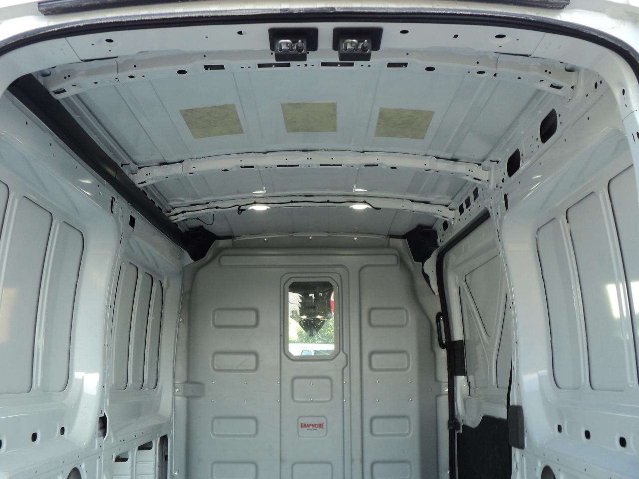 2022 Ford Transit T-250 CargoVan130"WB Med Roof3.5L6cyl 9070GVWR RWD - Photo #23