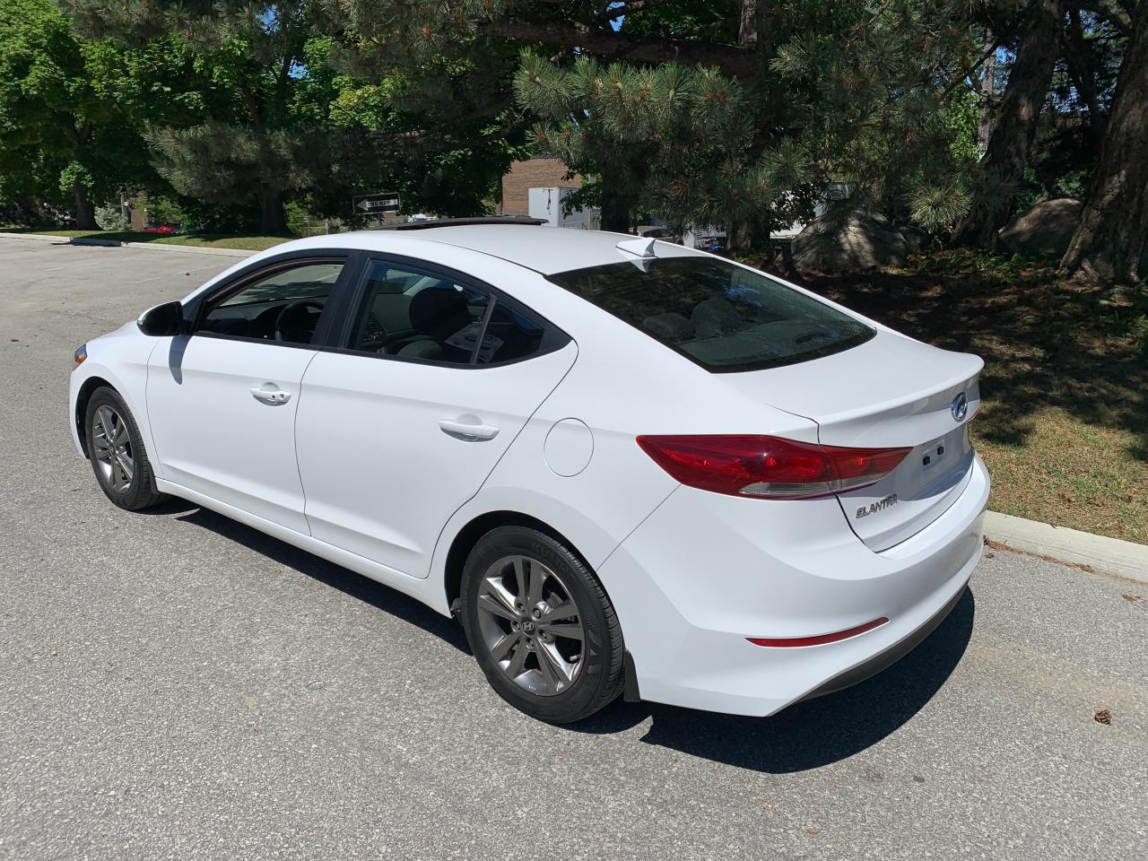 2018 Hyundai Elantra GL-SE-ONLY 74,721KMS! 1 LOCAL FEMALE OWNER! LOADED Photo3