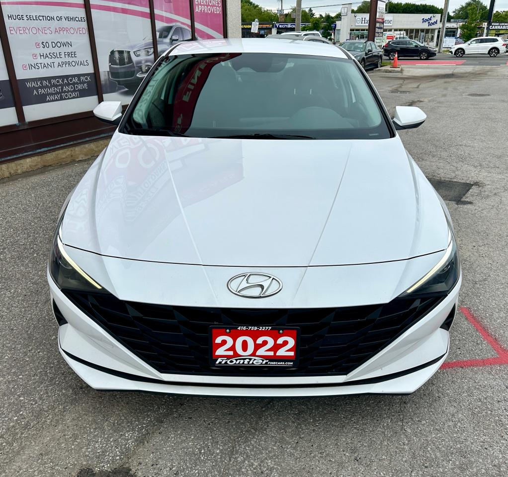 2022 Hyundai Elantra Preferred Photo2