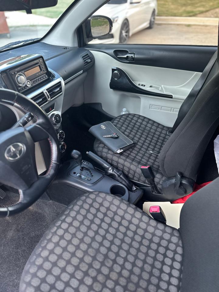 2012 Scion iQ 3dr HB - Photo #7
